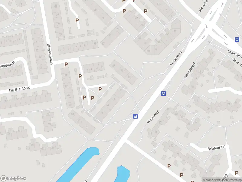 Ambulance met gepaste spoed naar de Frambozendreef in Rozenburg