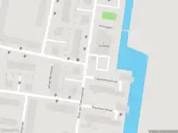 Ambulance met gepaste spoed naar de Blois van Treslongstraat in Vlaardingen