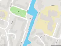 Brandweer met grote spoed naar de Jonkstraat in Alkmaar vanwege gebouwbrand