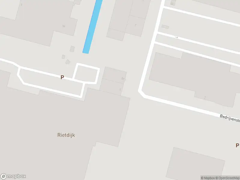 Ambulance met grote spoed naar de Bedrijvenstraat in Giessen