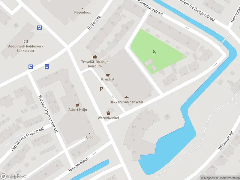 Ambulance met gepaste spoed naar de Dillenburgplein in Ridderkerk