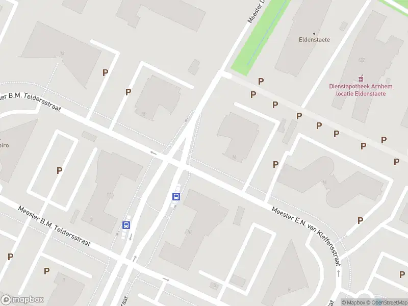 Brandweer met gepaste spoed naar de Mr D.U. Stikkerstraat in Arnhem vanwege een liftopsluiting