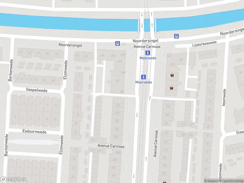 Ambulance met gepaste spoed naar de Avenue Carnisse in Barendrecht