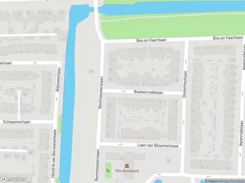 Ambulance met grote spoed naar de Boekenrodelaan in Amstelveen