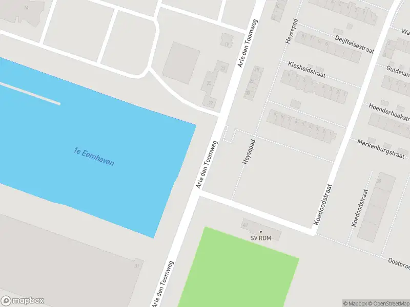 Traumahelikopter naar de Arie den Toomweg in Rotterdam