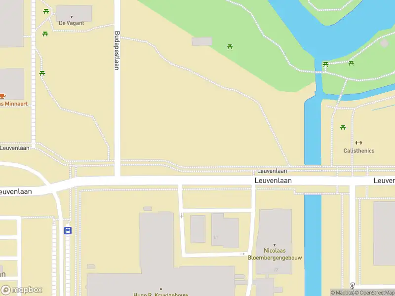 Politie naar de Leuvenlaan in Utrecht vanwege aanrijding met letsel