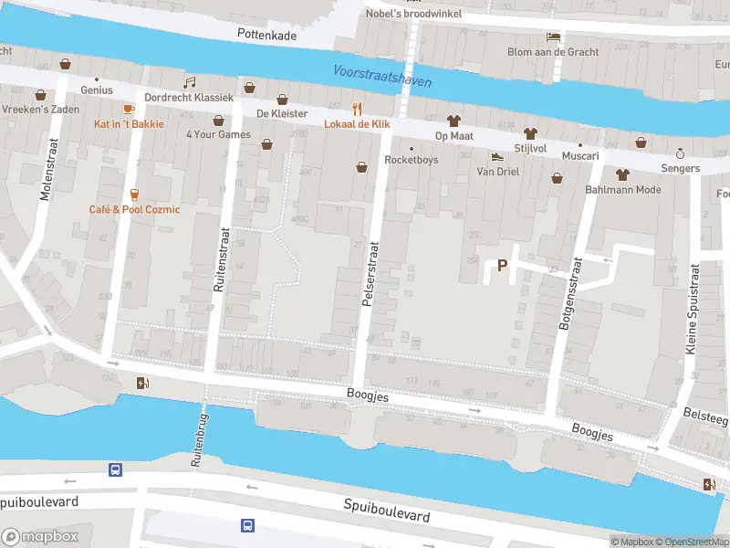 Brandweer met gepaste spoed naar de Pelserstraat in Dordrecht vanwege stankoverlast