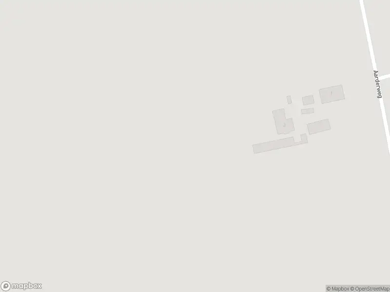 Brandweer met grote spoed naar de Aarderweg in Achterveld vanwege gebouwbrand