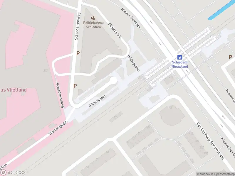 Ambulance met gepaste spoed naar de Nieuwe Damlaan in Schiedam