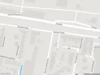 Ambulance met grote spoed naar de Benedenrijweg in Rotterdam