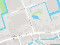 Ambulance met grote spoed naar de Nijverheidsweg in Wervershoof