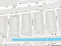 Ambulance met gepaste spoed naar de Galjootstraat in Rotterdam