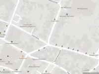 Brandweer met grote spoed naar de De Laan in Uithuizen vanwege gebouwbrand