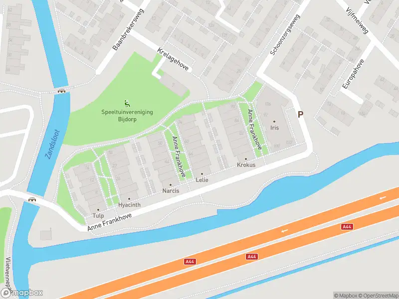 Ambulance met gepaste spoed naar de Anne Frankhove in Sassenheim