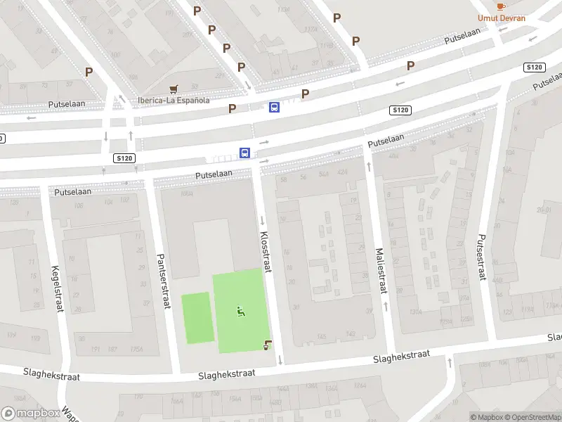 Ambulance met grote spoed naar de Klosstraat in Rotterdam