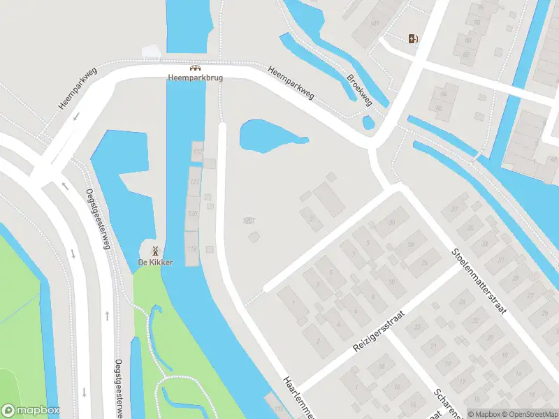 Politie met grote spoed naar de Muzikantenstraat in Leiden vanwege ongeval met letsel