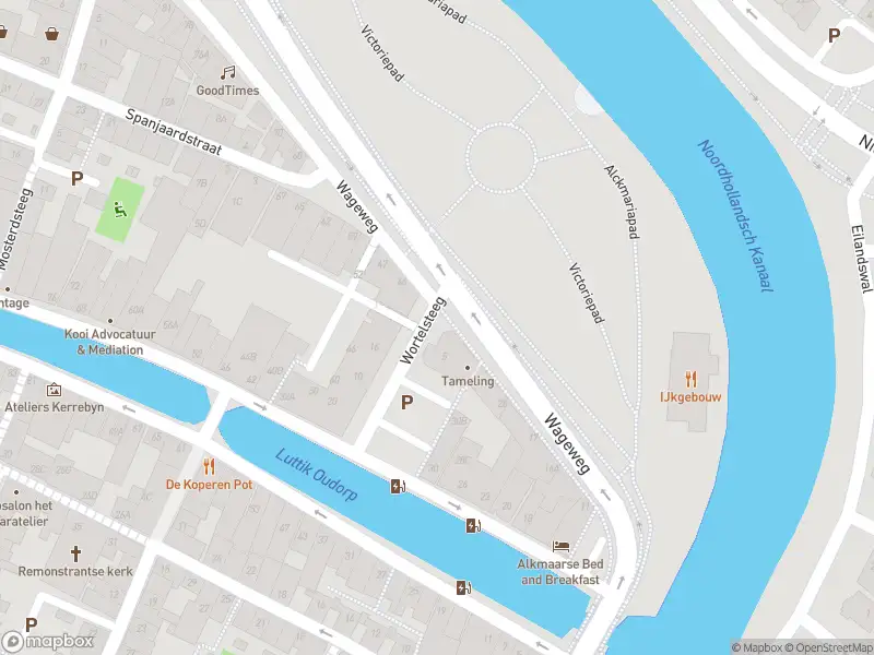 Ambulance naar de Wageweg in Alkmaar vanwege ongeval met letsel