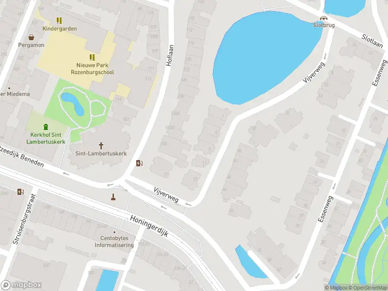 Ambulance met gepaste spoed naar de Vijverweg in Rotterdam