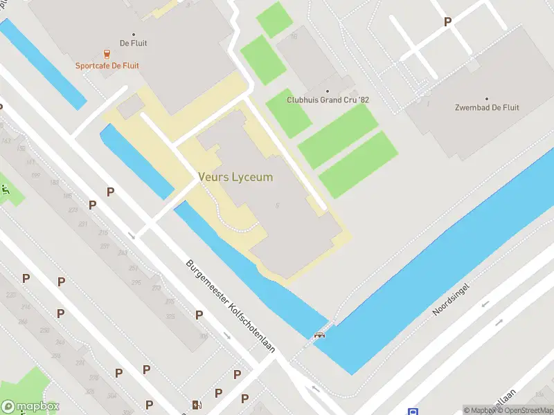 Ambulance met gepaste spoed naar de Burgemeester Kolfschotenlaan in Leidschendam