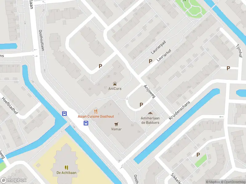 Ambulance met grote spoed naar de Oosthoutplein in Voorhout