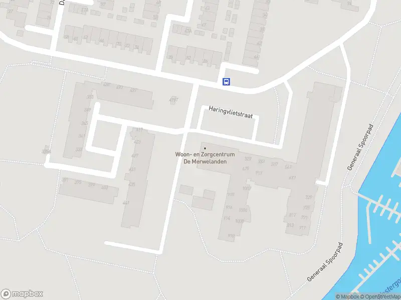 Ambulance met gepaste spoed naar de Haringvlietstraat in Dordrecht