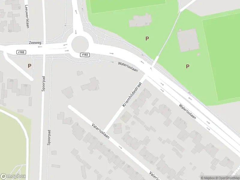 Brandweer met grote spoed naar de Kriemhildestraat in Driehuis vanwege een buitenbrand