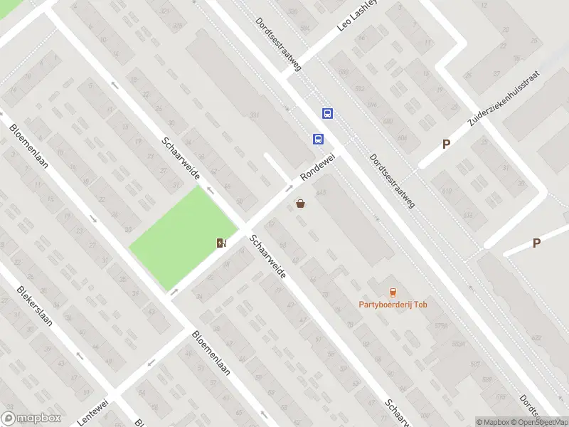 Brandweer met gepaste spoed naar de Rondewei in Rotterdam