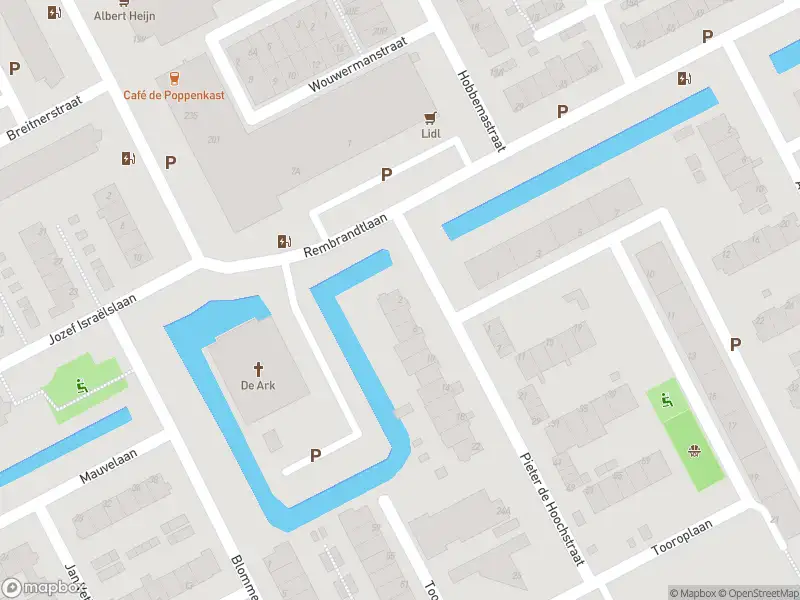 Ambulance met grote spoed naar de Pieter de Hoochstraat in Maassluis