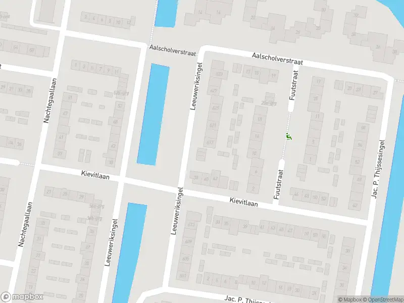 Ambulance met grote spoed naar de Roerdompstraat in Sliedrecht