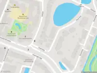 Ambulance met gepaste spoed naar de Vijverweg in Rotterdam