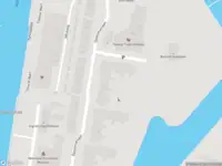 Ambulance met grote spoed naar de Opzoomerlaan in Hellevoetsluis