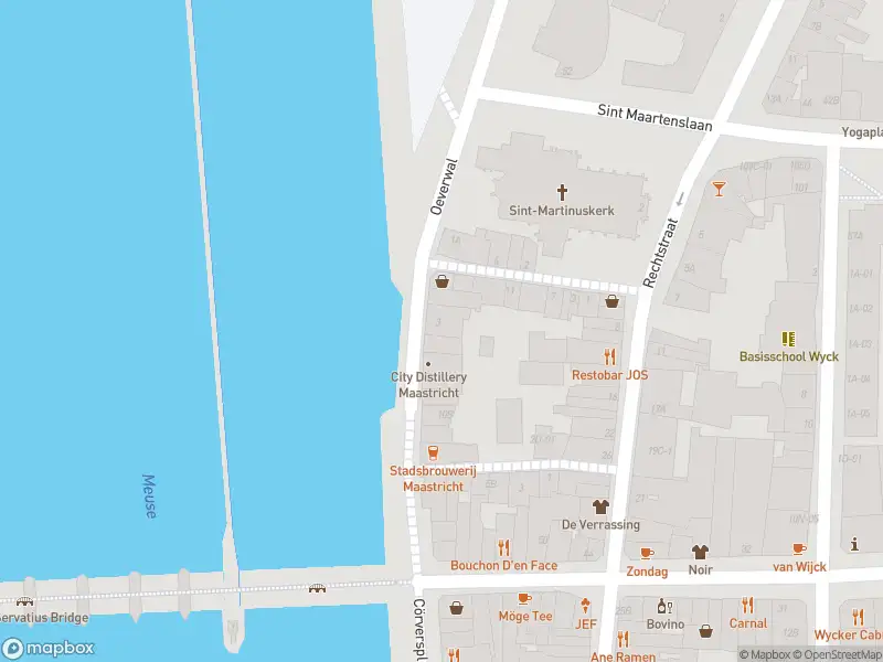 Brandweer met gepaste spoed naar de Oeverwal in Maastricht vanwege een buitenbrand