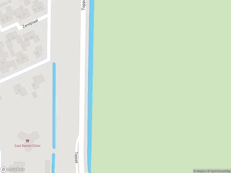 Brandweer met grote spoed naar de Industrierondweg in Urk vanwege gebouwbrand