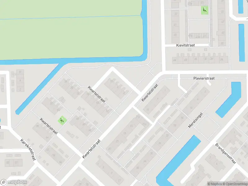 Ambulance met gepaste spoed naar de Kwartelstraat in Strijen