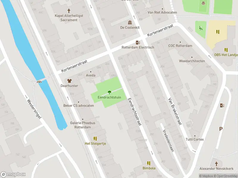 Ambulance met grote spoed naar de Eendrachtsstraat in Rotterdam