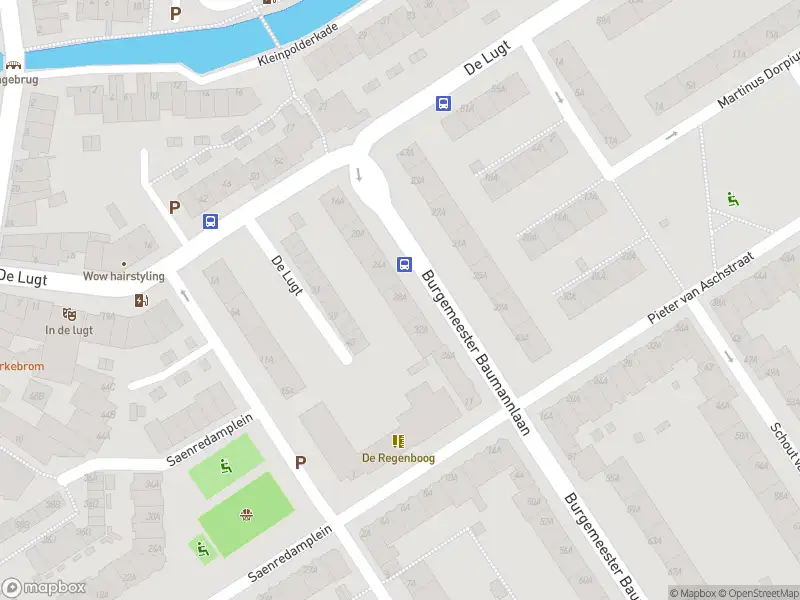 Ambulance met grote spoed naar de Burgemeester Baumannlaan in Rotterdam