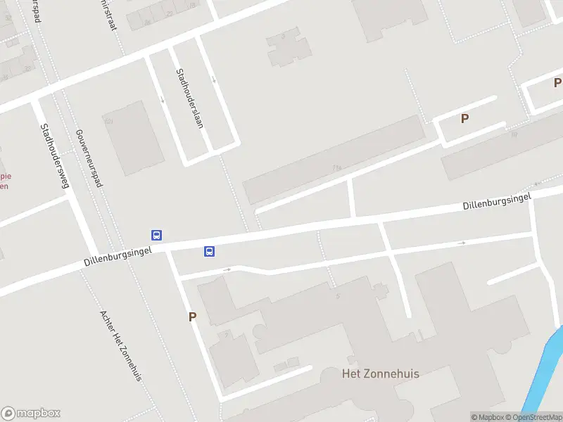 Ambulance met grote spoed naar de Dillenburgsingel in Vlaardingen