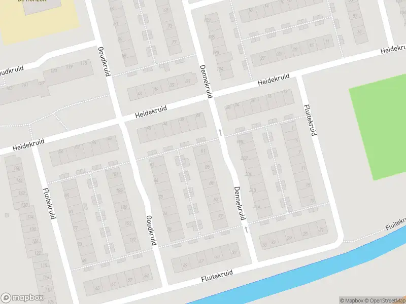 Ambulance met grote spoed naar de Dennekruid in Rotterdam