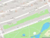 Ambulance met grote spoed naar de Eerste Sweelinckstraat in Amsterdam