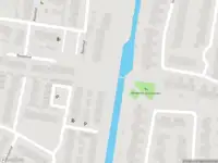 Brandweer en politie met grote spoed naar de Vlierlaan in Oosterhout vanwege middelgrote brand