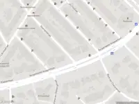 Ambulance met gepaste spoed naar de Veenlantstraat in Schiedam