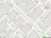 Ambulance met grote spoed naar de Merellaan in Maassluis