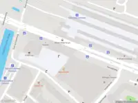 Ambulance met gepaste spoed naar de Stationsplein in Schiedam