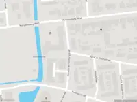 Ambulance met grote spoed naar de Cornelis van Kleiburgstraat in Hellevoetsluis