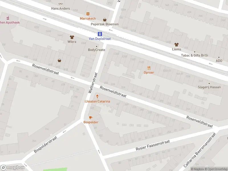 Ambulance met grote spoed naar de Rosenveldtstraat in Rotterdam