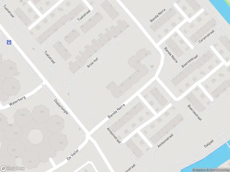 Ambulance met gepaste spoed naar de Banda-hof in Capelle aan den IJssel