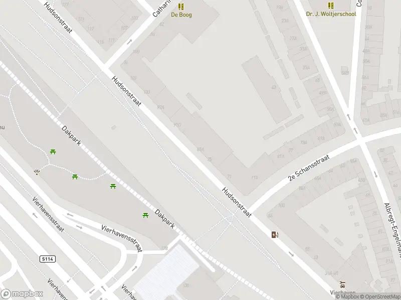 Ambulance met grote spoed naar de Hudsonstraat in Rotterdam