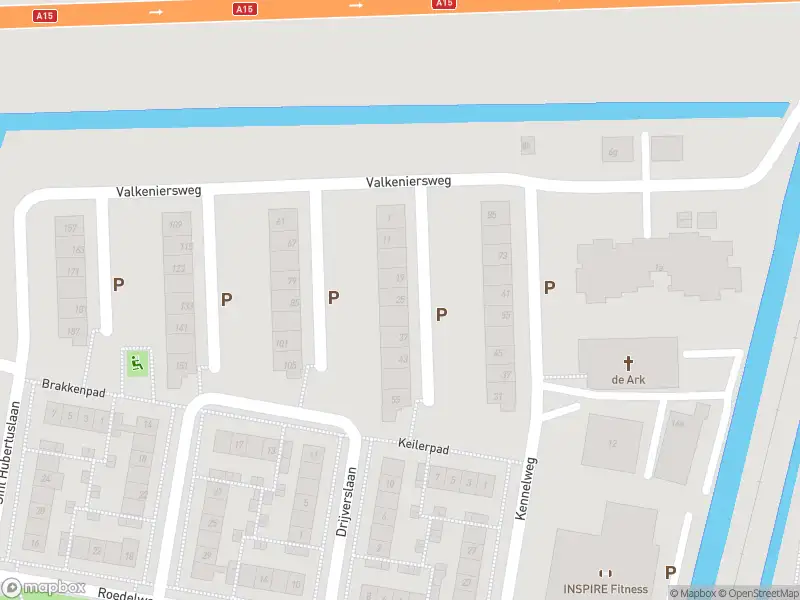 Ambulance met grote spoed naar de Valkeniersweg in Gorinchem