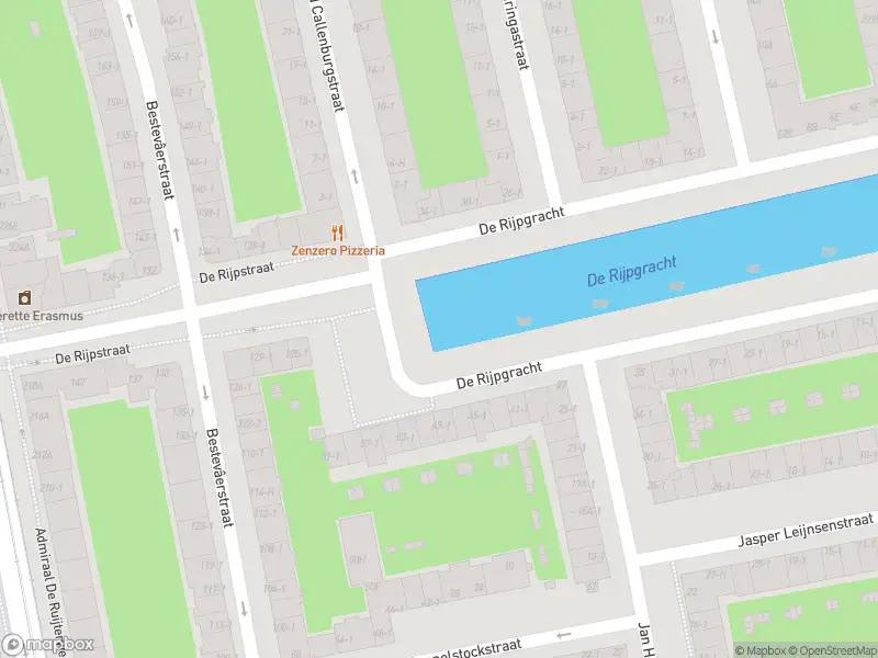 Ambulance met gepaste spoed naar de Jan den Haenstraat in Amsterdam