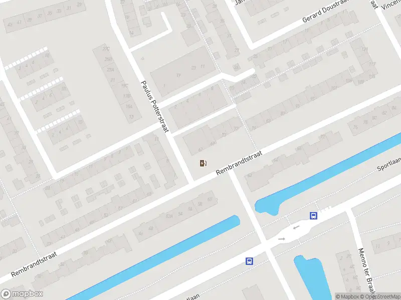 Ambulance met gepaste spoed naar de Rembrandtstraat in Spijkenisse